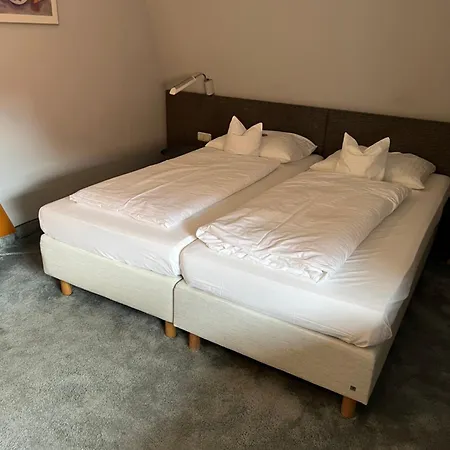 Lachnerhof 3* ארלנגן